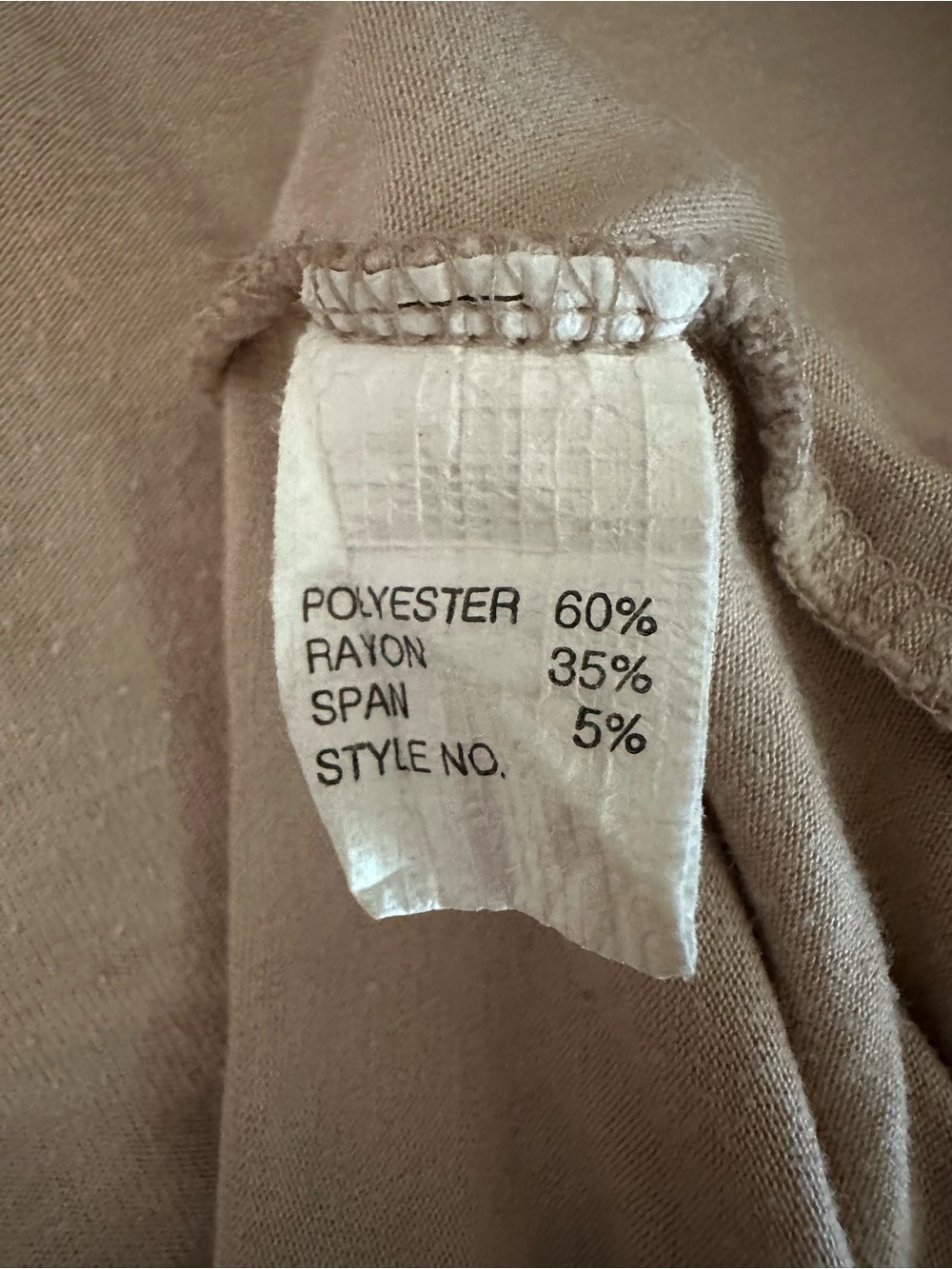 O2 Collection Beige Tank Top with Brand Label - Picture 6 of 7